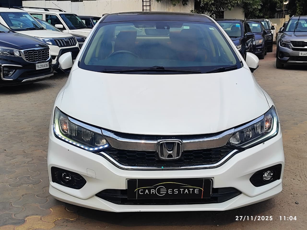 Honda City ZX CVT 1.5 Ivtec 2017 Model in Petrol AT