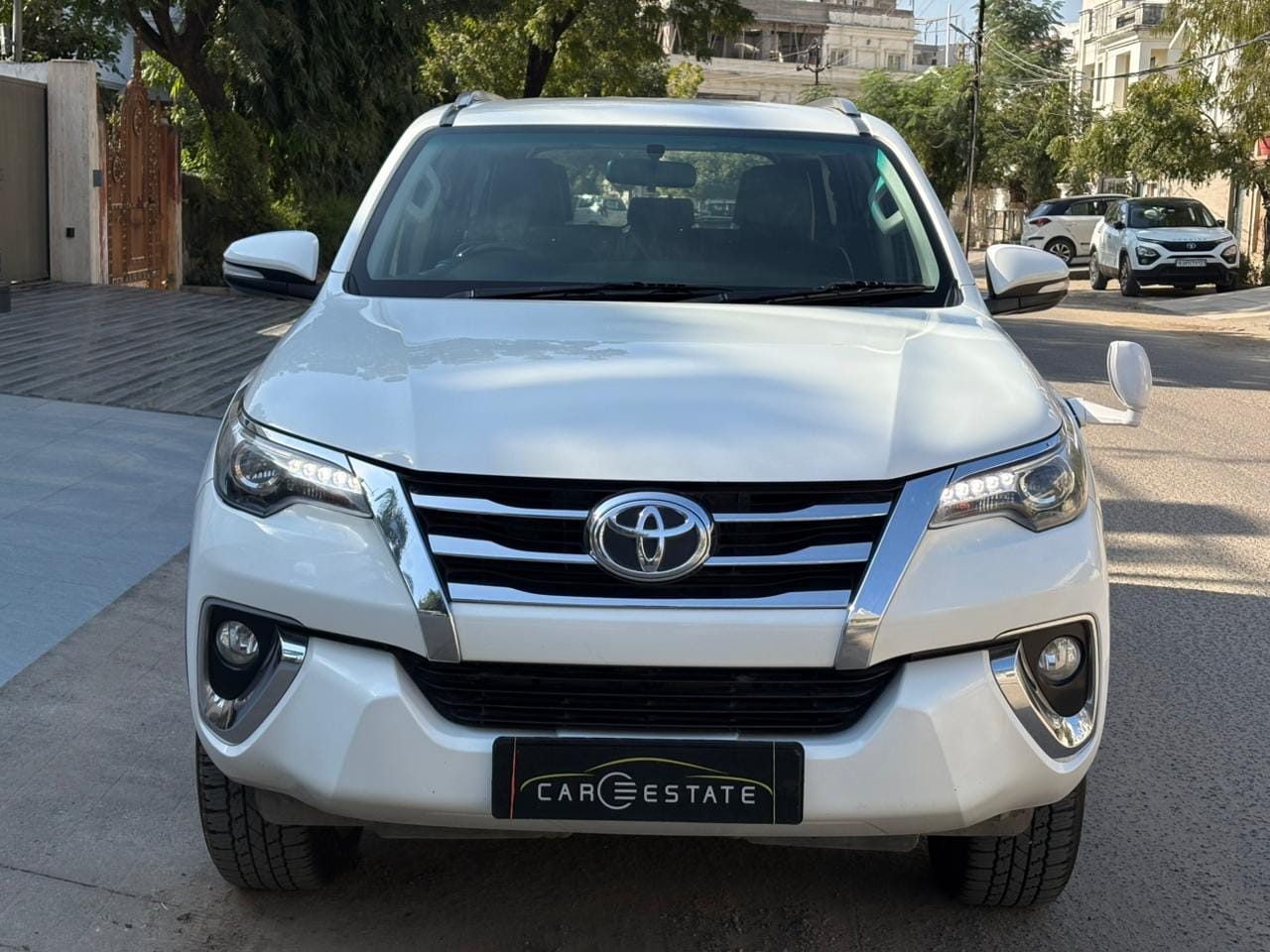 Toyota Fortuner Singma 2.8L 2WD Automatic 2017 Model in Diesel