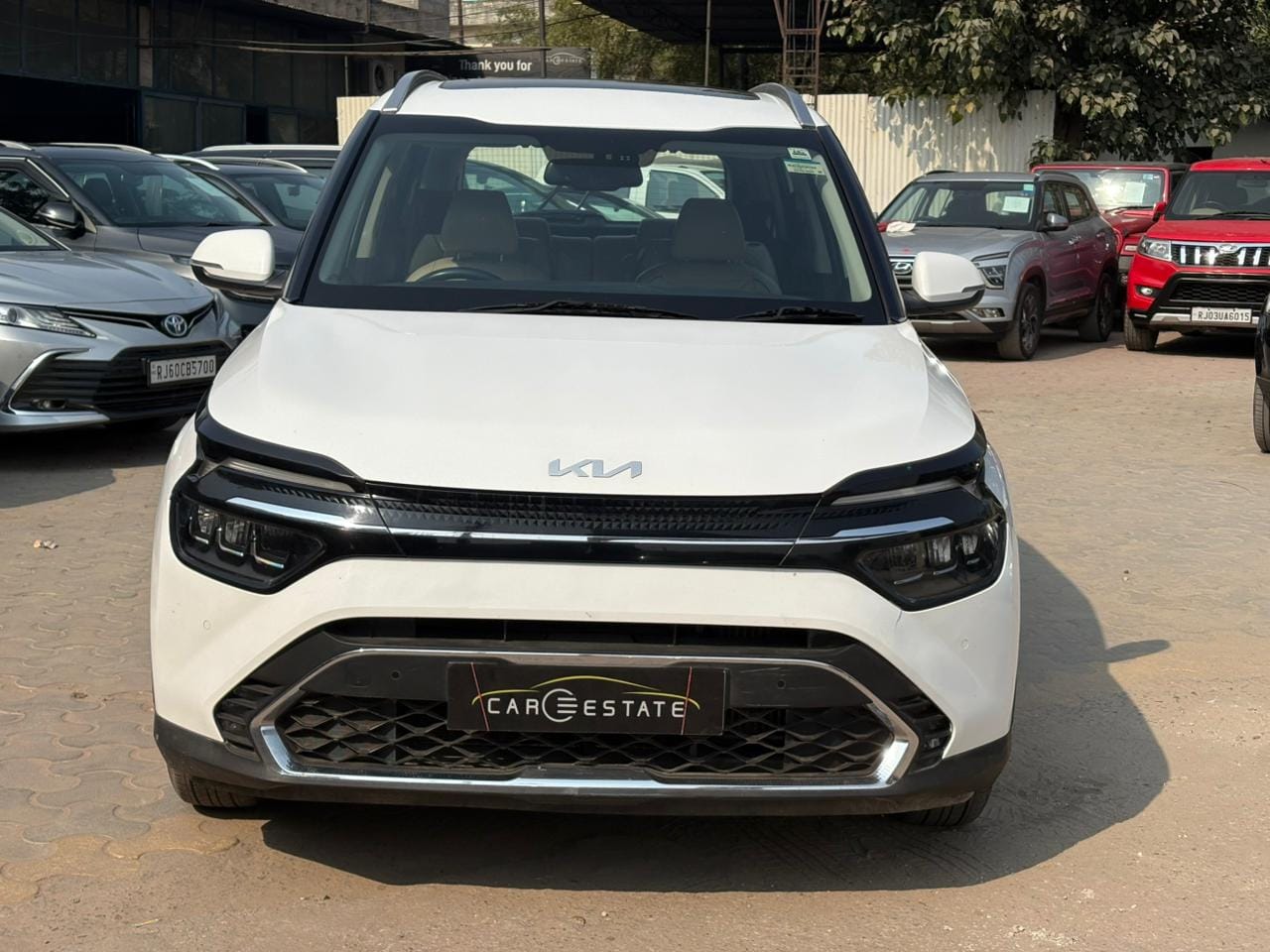 Kia Carens Luxury Plus D1.5 6 AT Diesel 2022 Model