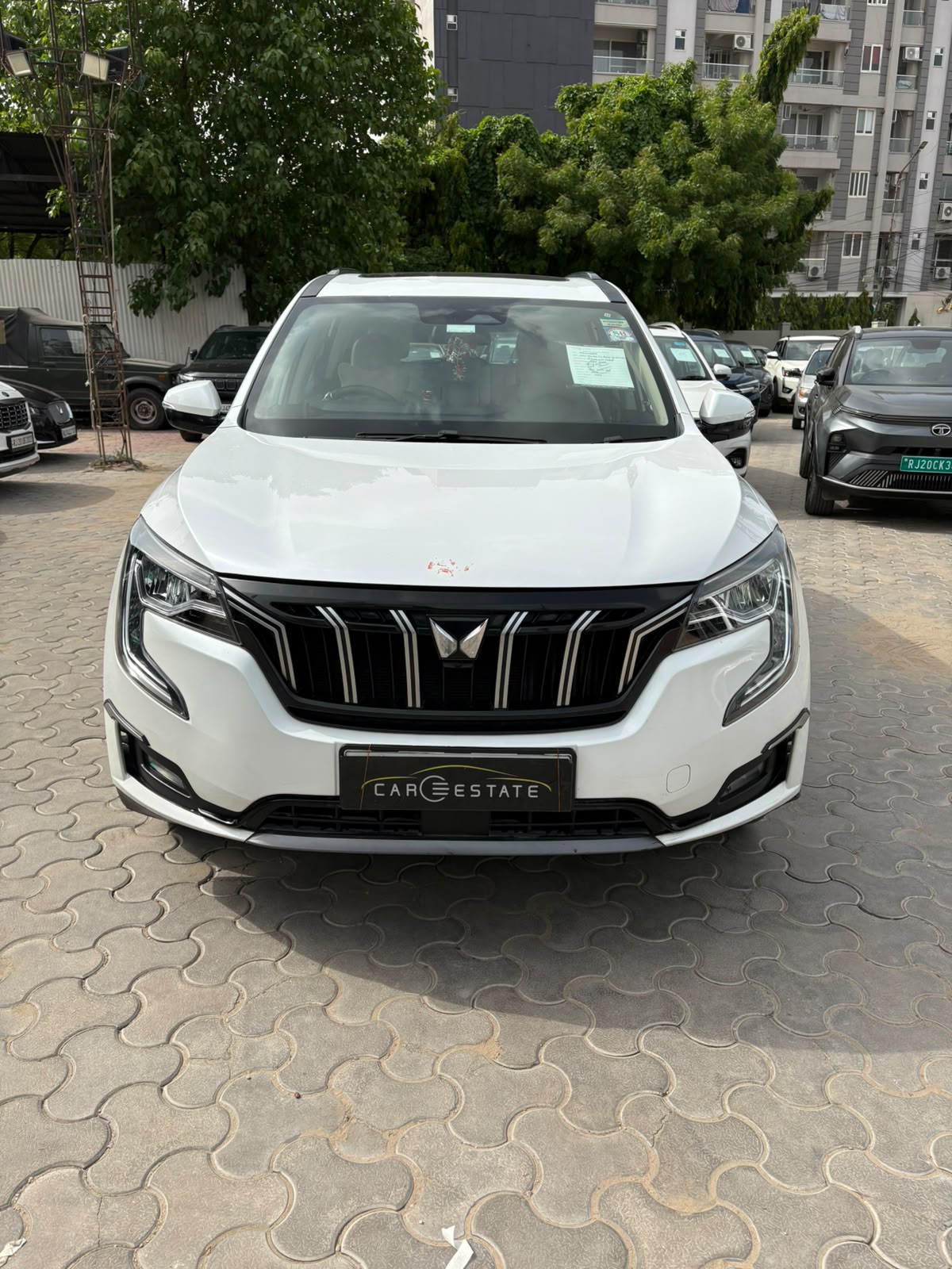 Mahindra XUV 700 AX7 AWD Automatic 2022 Model in Diesel