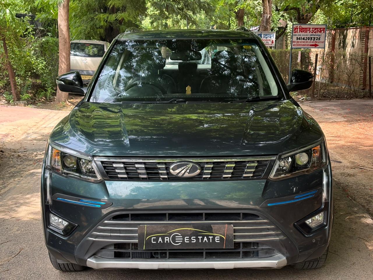 Mahindra XUV 300 W8 O PM MT 2021 Model in Petrol