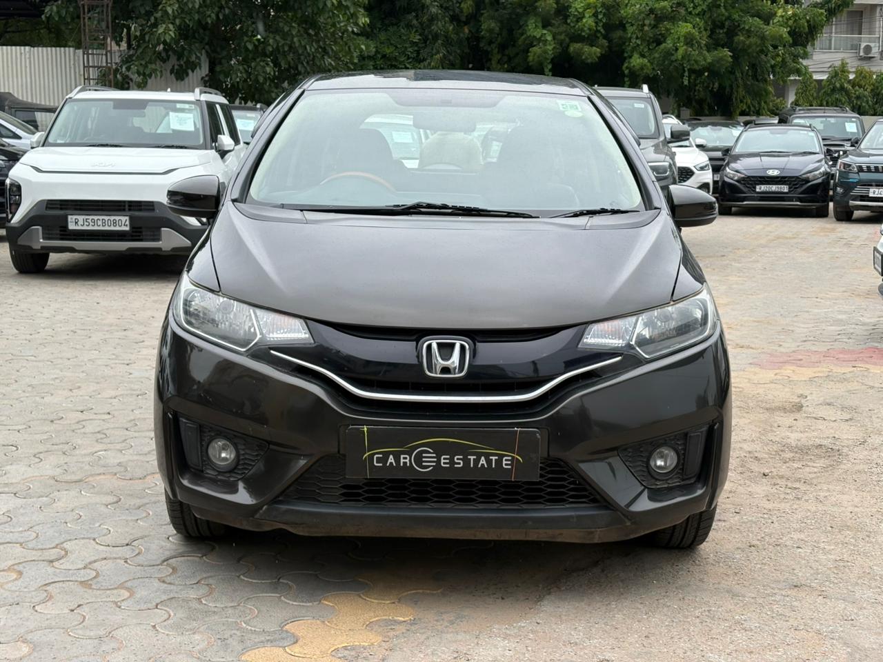 Honda Jazz SV MT 1.2 I-vtec 2017 Model in Petrol